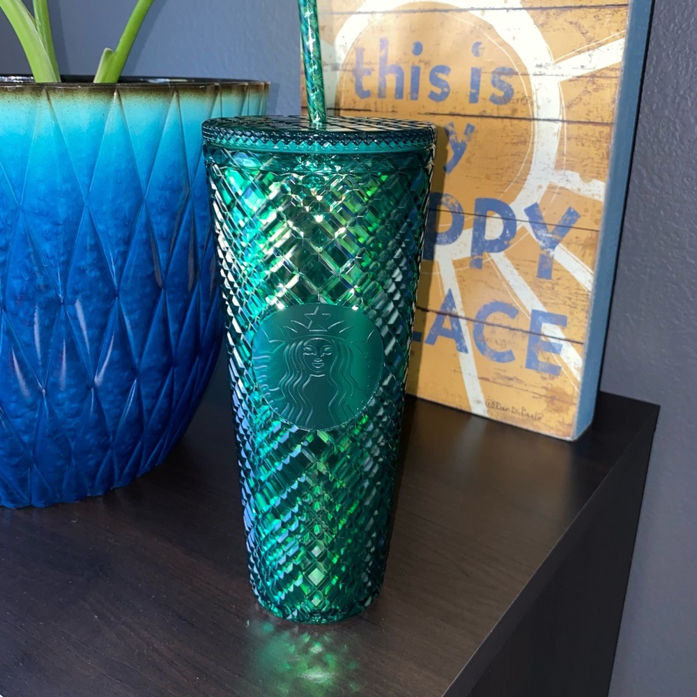 💚BNWT Starbucks Spring Green Jeweled Cold Cup Venti Tumbler💚